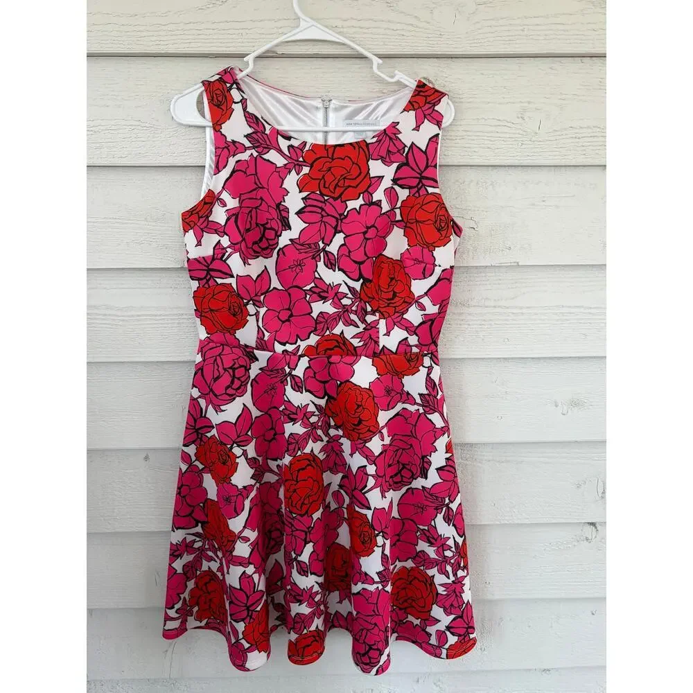 New York & Company Pink Red Floral Fit & Flare Dress Size M